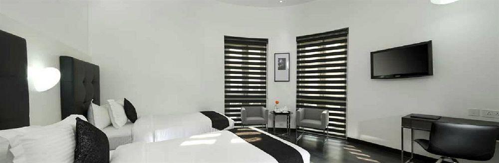 Sapphire Suite Kolkata Eksteriør bilde