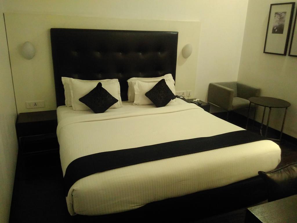 Sapphire Suite Kolkata Eksteriør bilde
